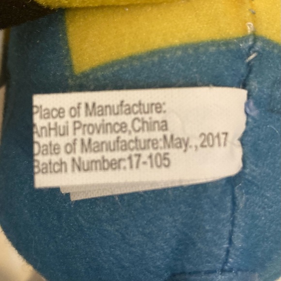 Despicable Me 3 The Minion Stuart One Eye Sad Face Plush 8" - Picture 13 of 14